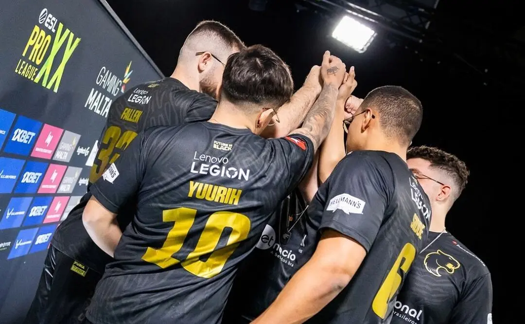 CS2: FURIA disputou sobrevivência na ESL contra a Team Spirit