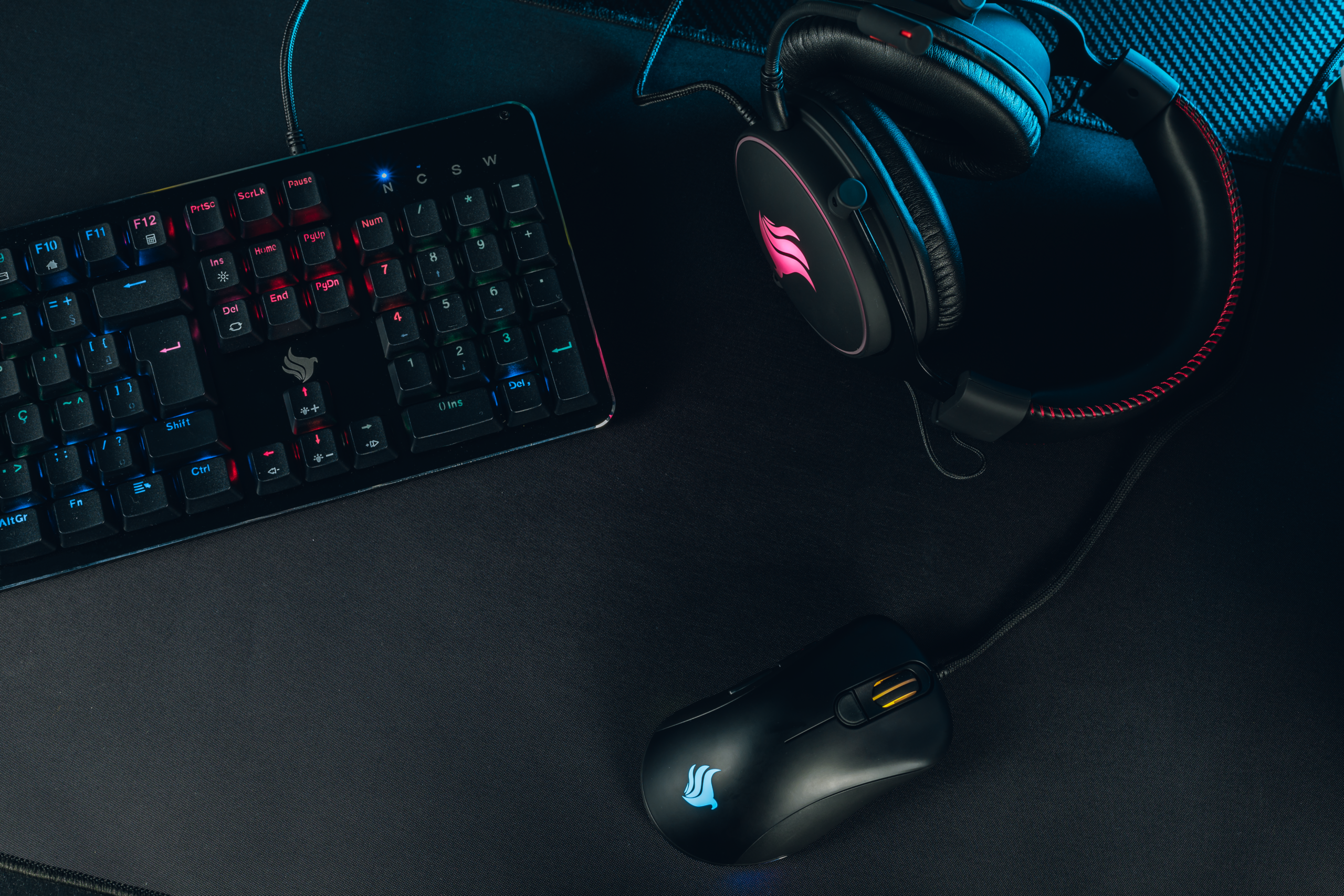 Teclado mecânico: 3 opções com layout compacto em promoção