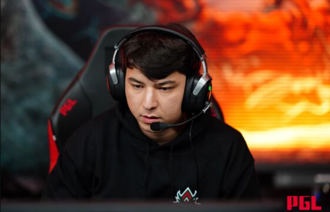 Dota 2: Equipe recebe punição após discussão de jogadores