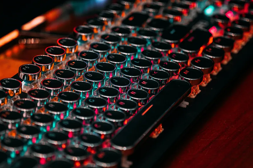 Teclado mecânico profissional: 3 opções em promoção na Pichau 1 Teclado mecânico profissional: 3 opções em promoção na Pichau