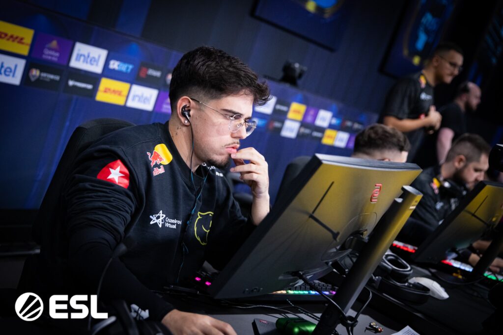 Yuri "yuurih" Santos, jogador profissional de Counter-Strike 2 (CS2) da FURIA,