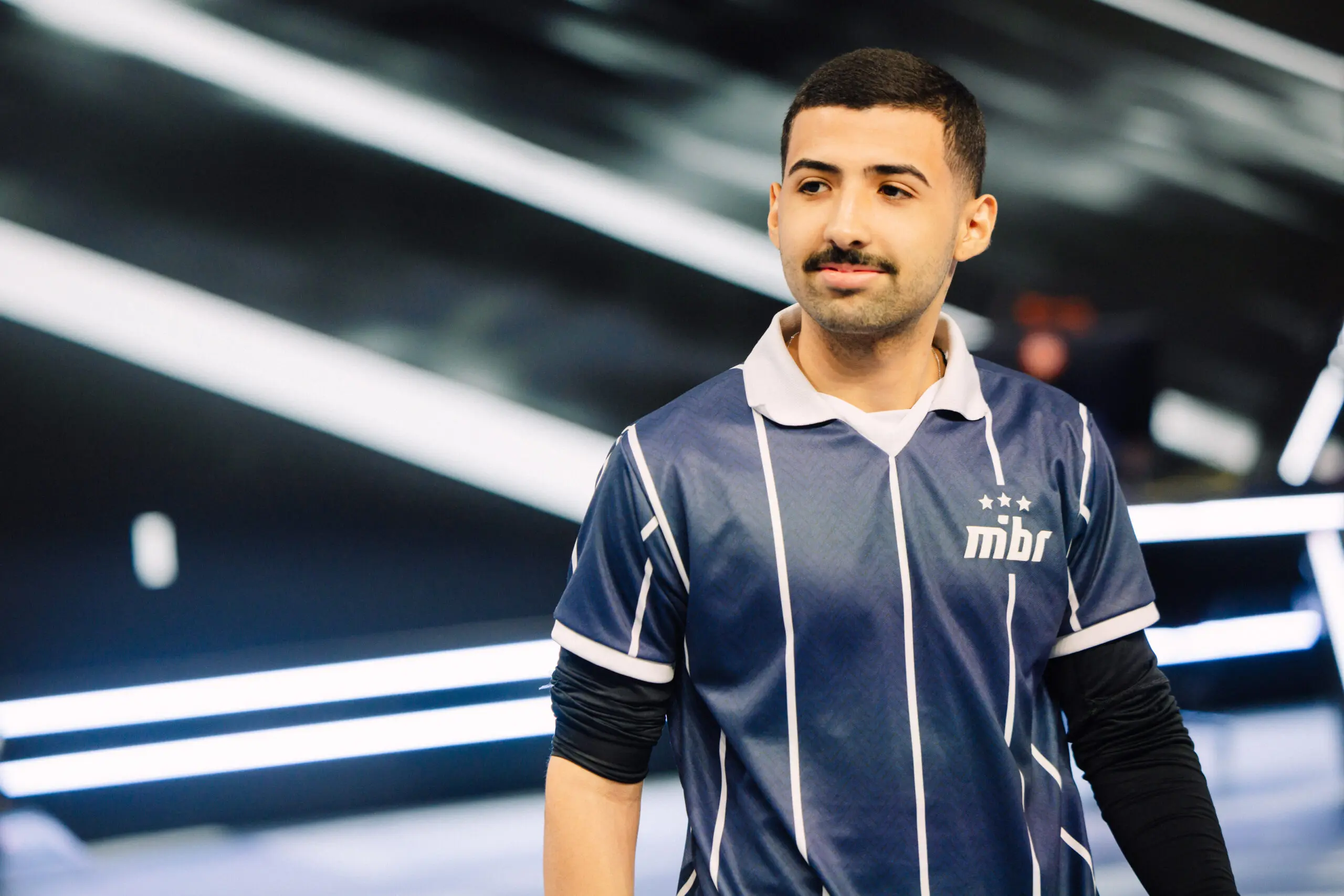jogador de VALORANT cortezia do MIBR