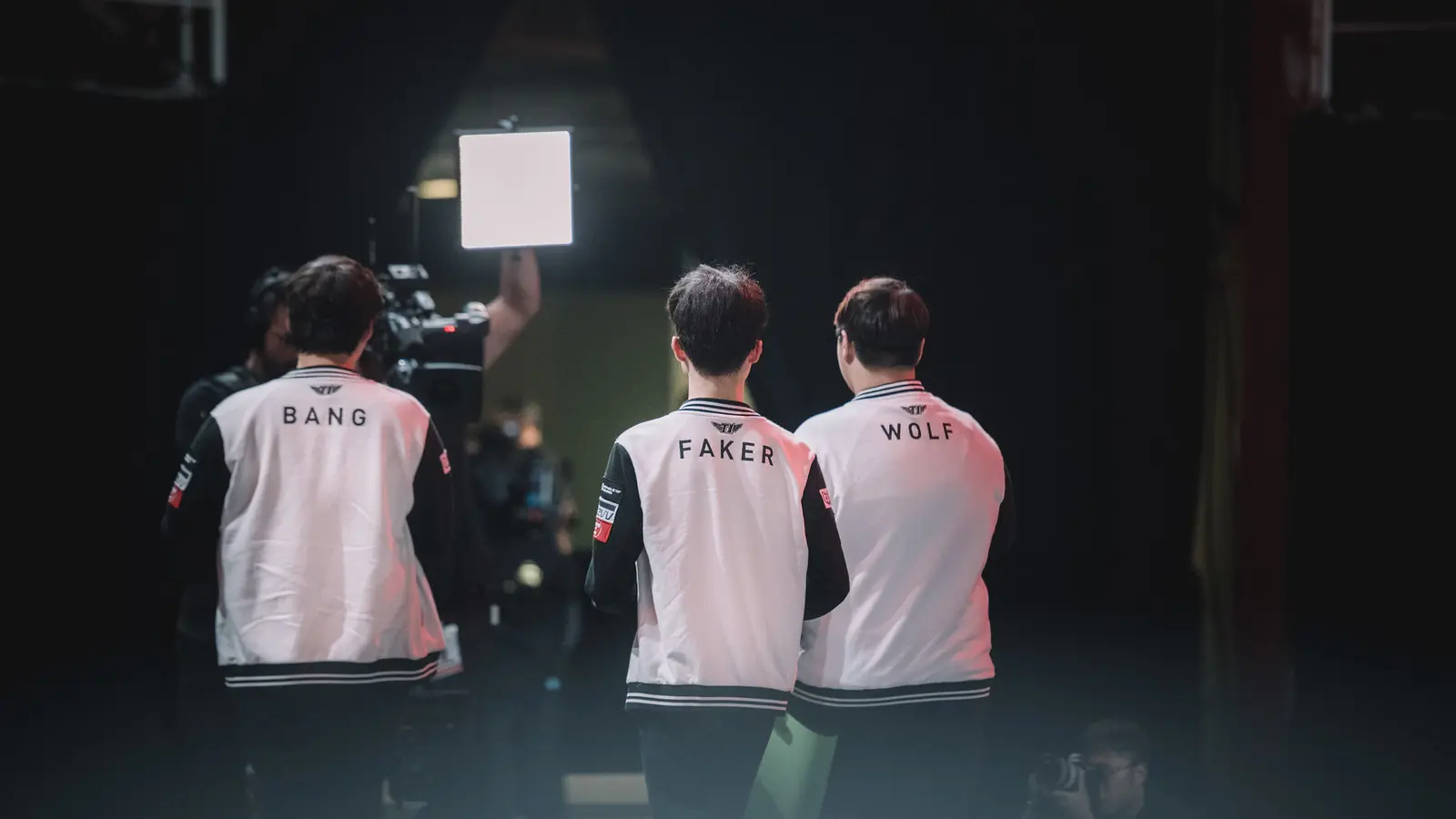LoL: T1 contrata bicampeão mundial da modalidade