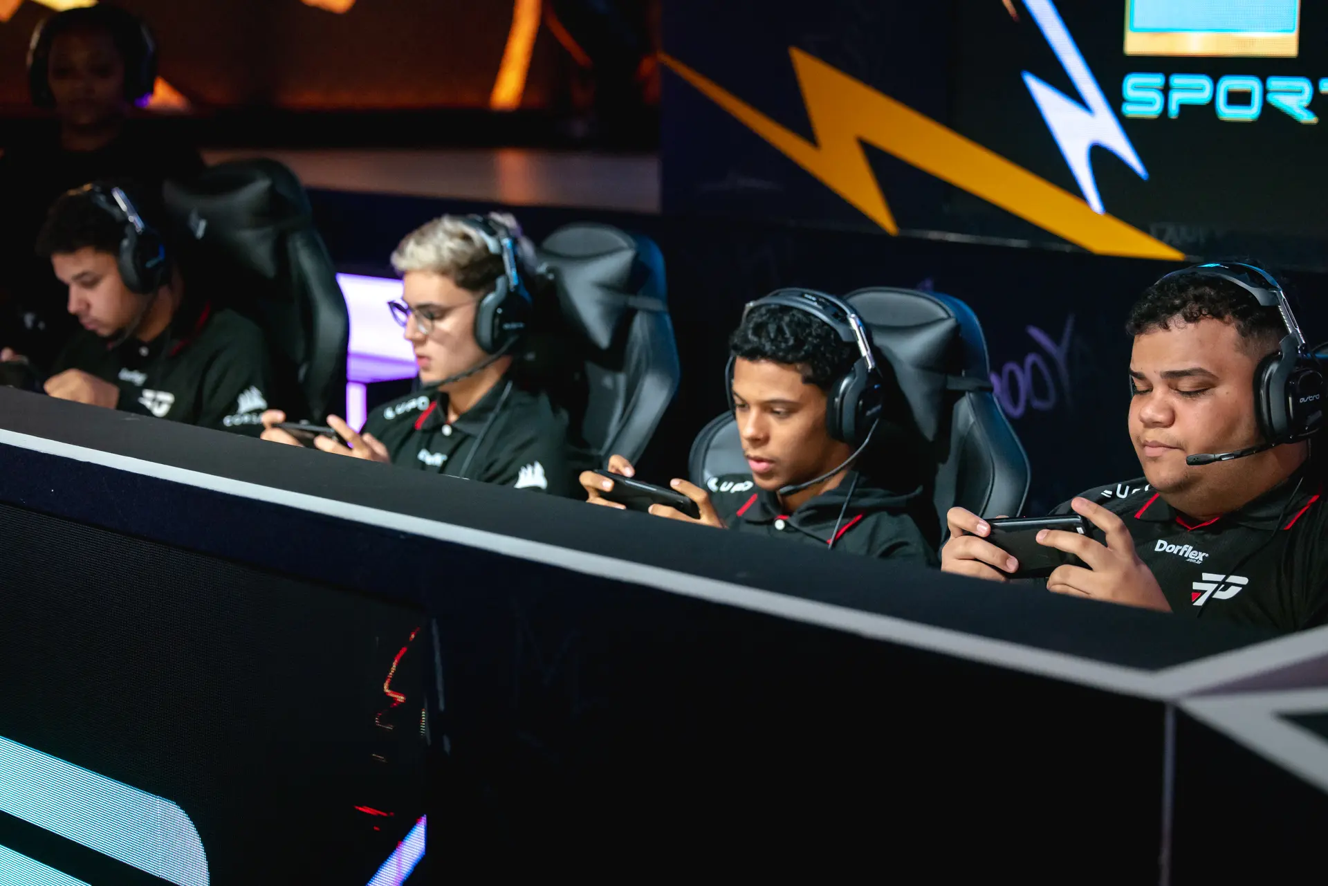 FF: Equipe surpreende e bate campeões mundiais na final da Copa GWL Mobile S4