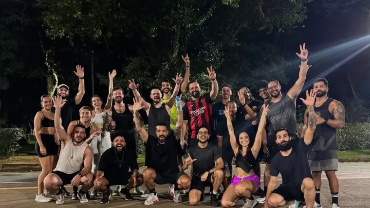 LoL: Lenda brasileira cria clube de corrida