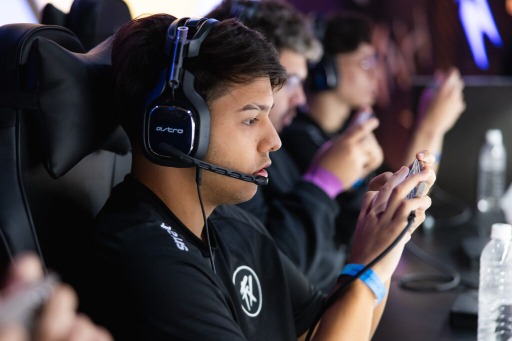 jogadores do Fluxo que disputam a C.O.P.A Free Fire (FF)