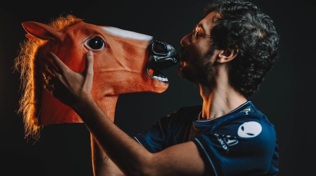 Revolta é anunciado na Team Liquid LoL