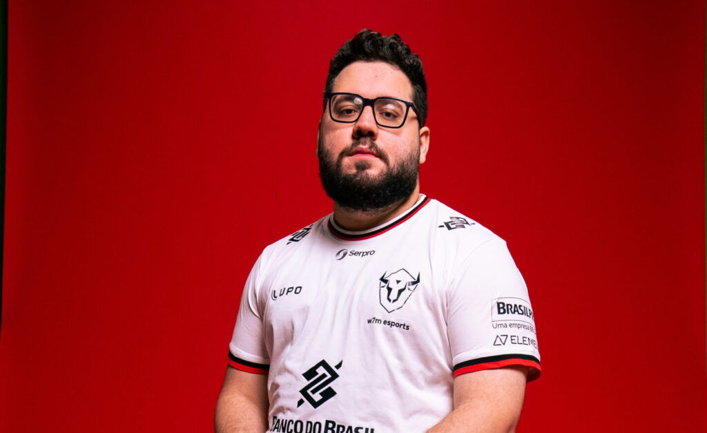 Paluh, jogador de R6