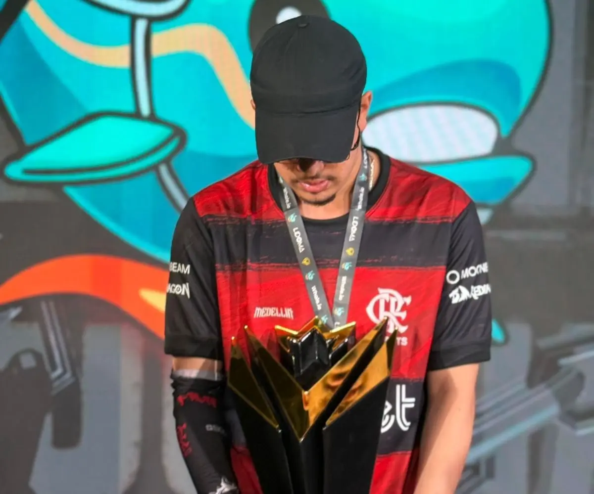 FF: “Podem falar o que vocês quiserem, eu continuo ganhando” dipara GiO, jogador do Flamengo