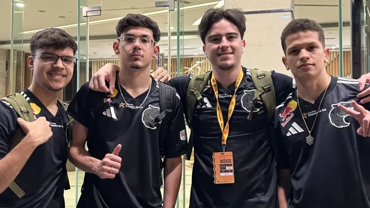 FURIA que disputa o PGS 7, campeonato de PUBG