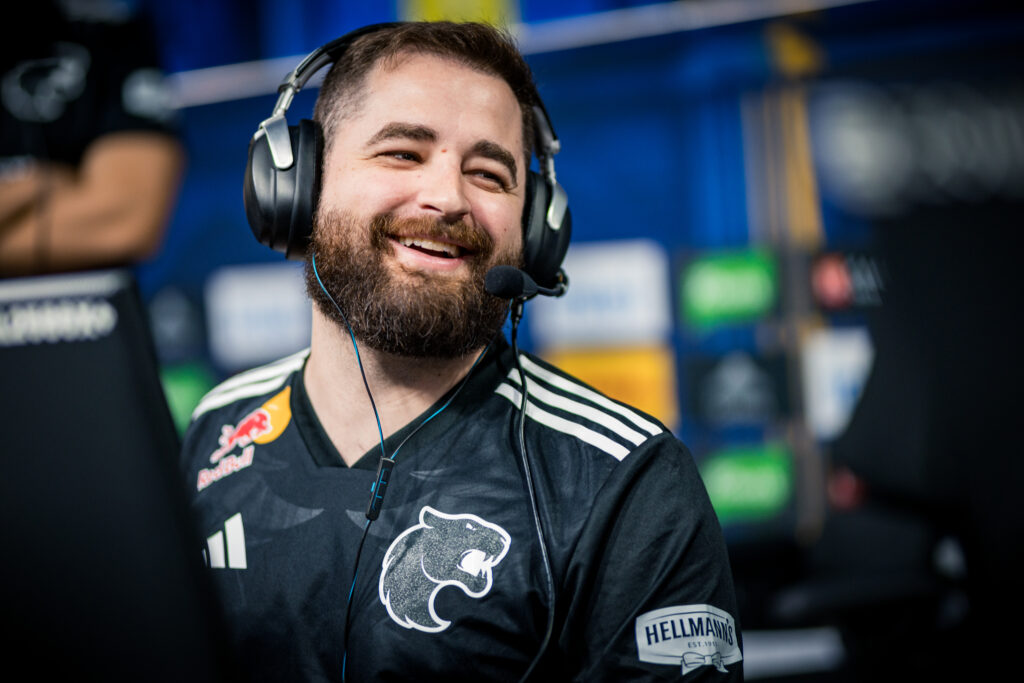 Gabriel "FalleN" Toledo sorrindo durante o IEM Cologne