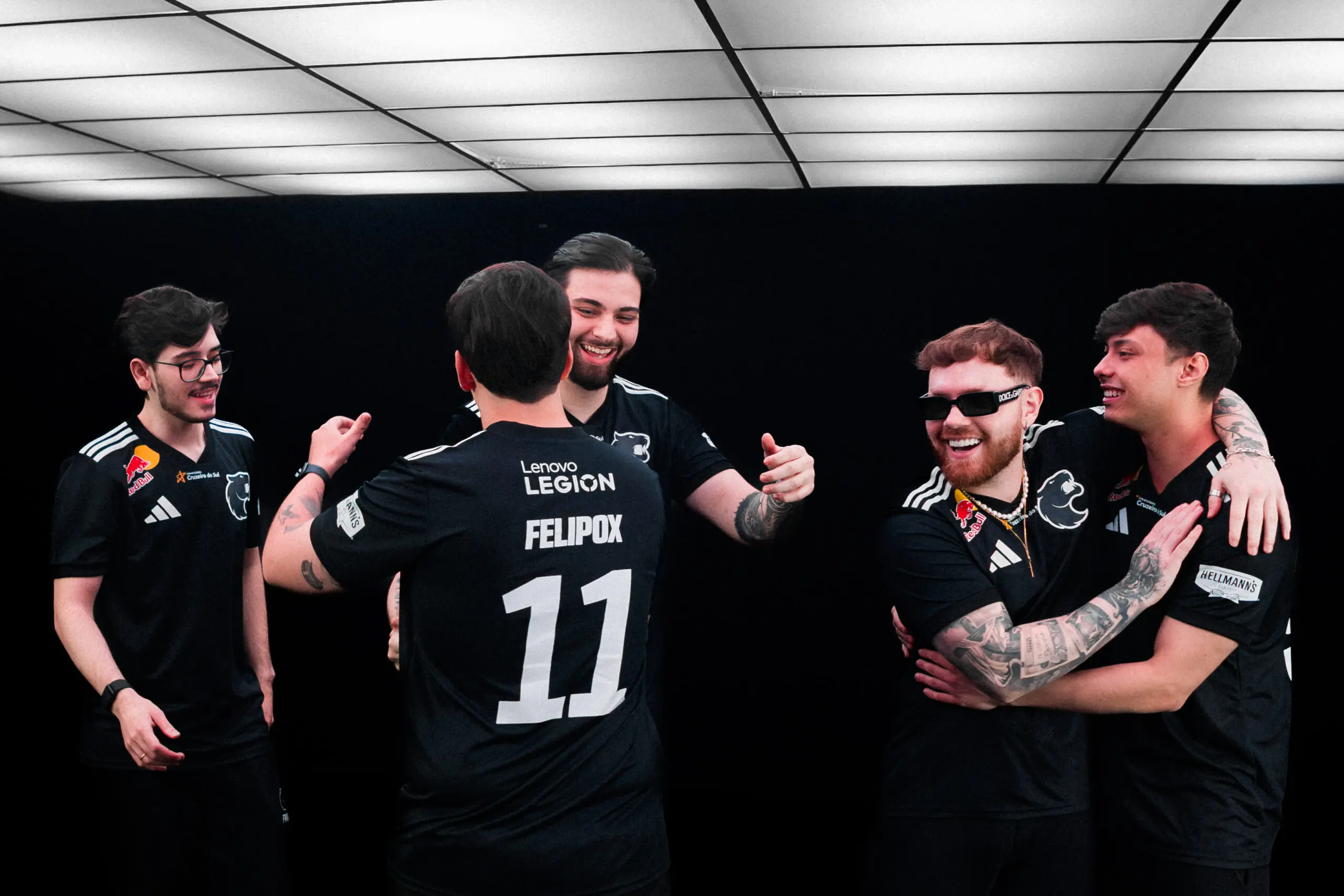 R6: Tradicional equipe aplica vingança em decisão na SAL League