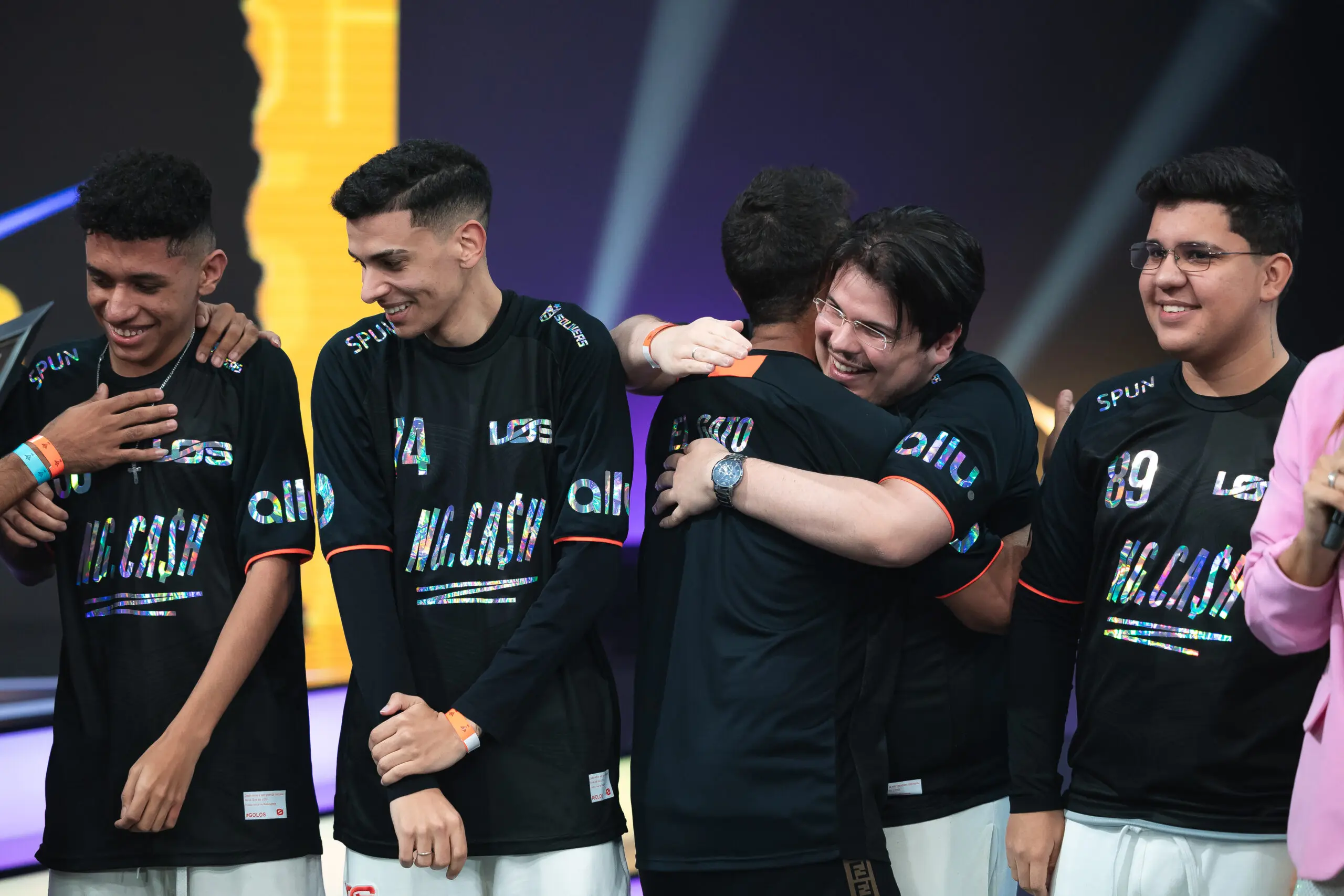 Jogadores profissionais da equipe de Free Fire da LOS