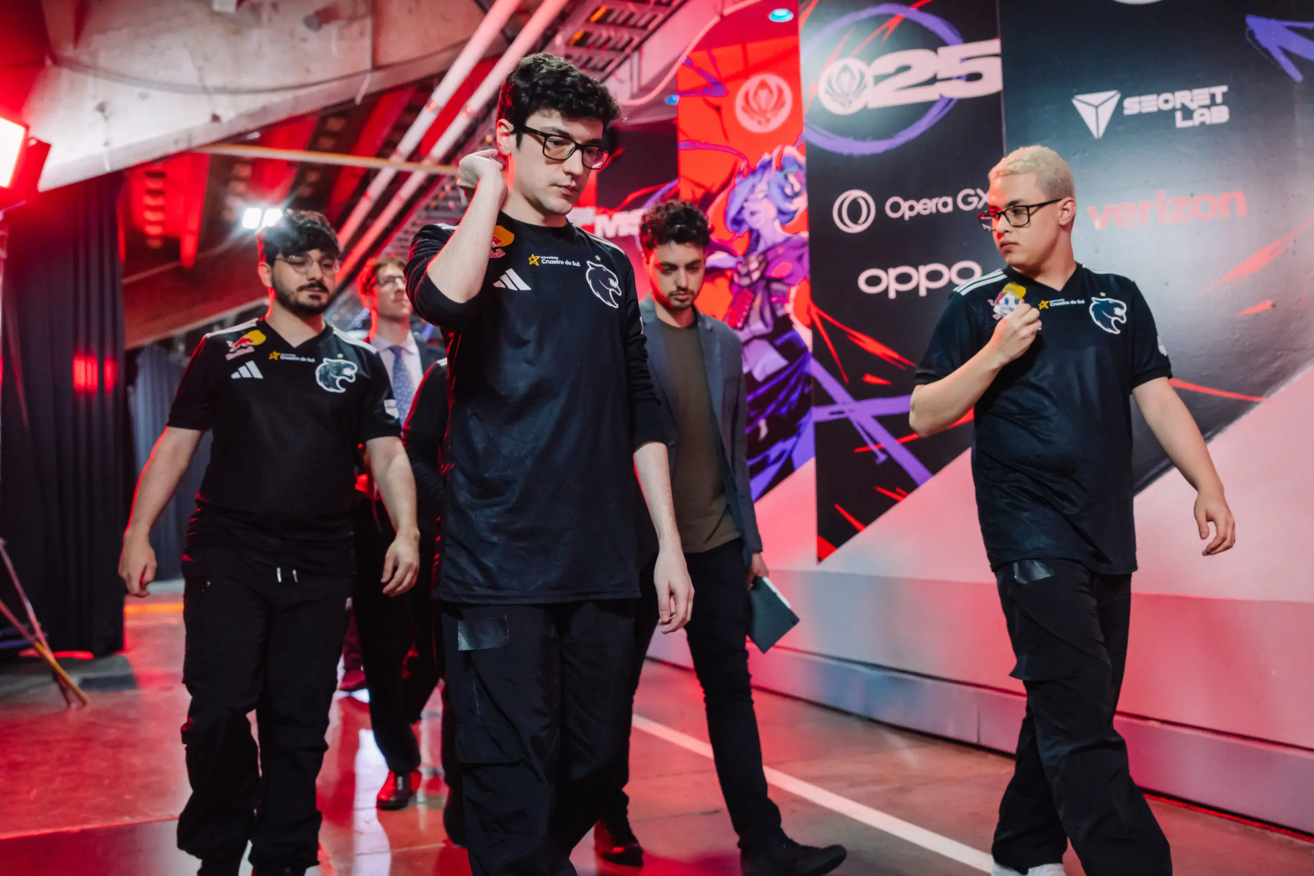 EWC LoL: FURIA quebra tabu e faz história na Copa do Mundo