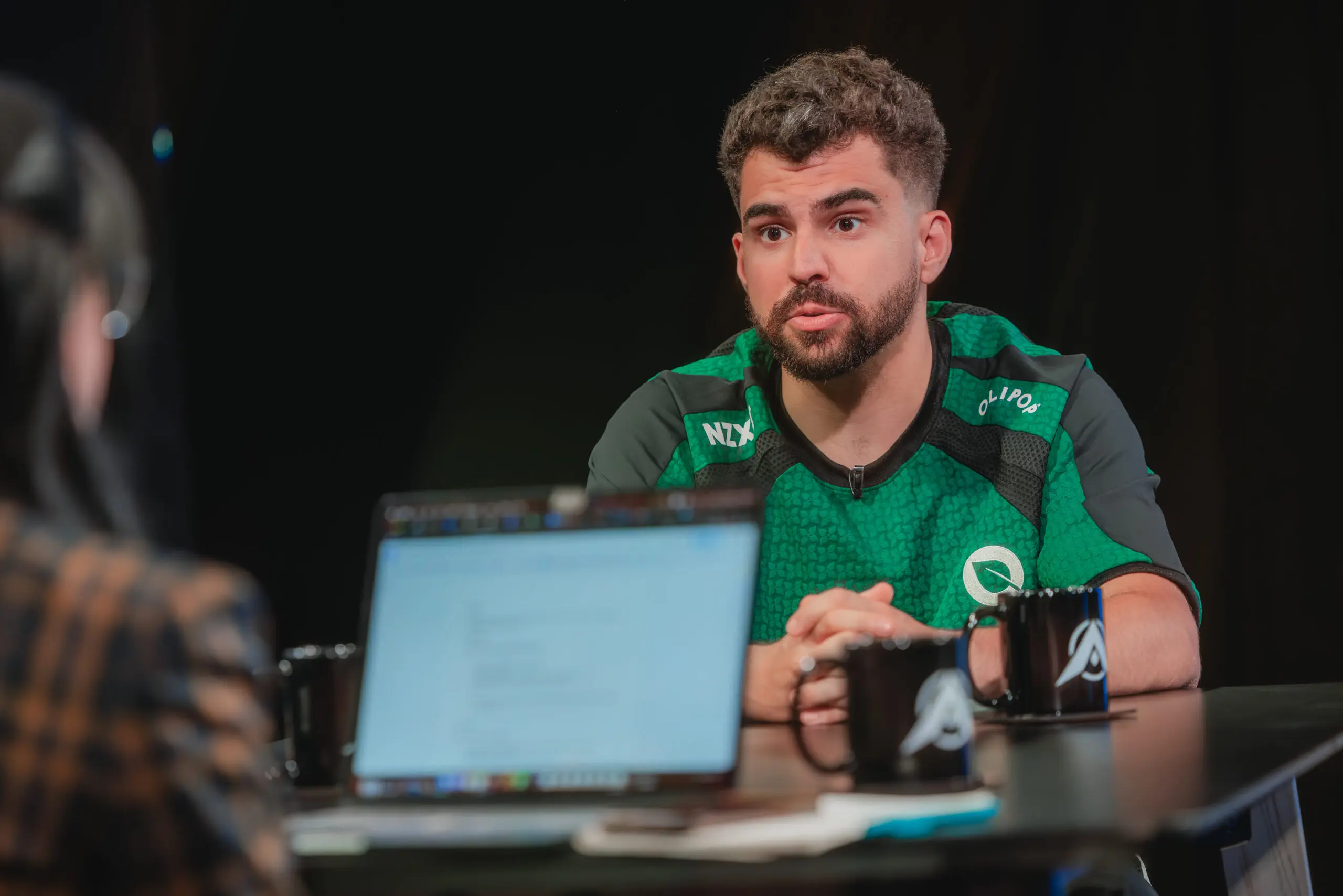 LoL: FlyQuest pune Bwipo por comentário sexista; Entenda