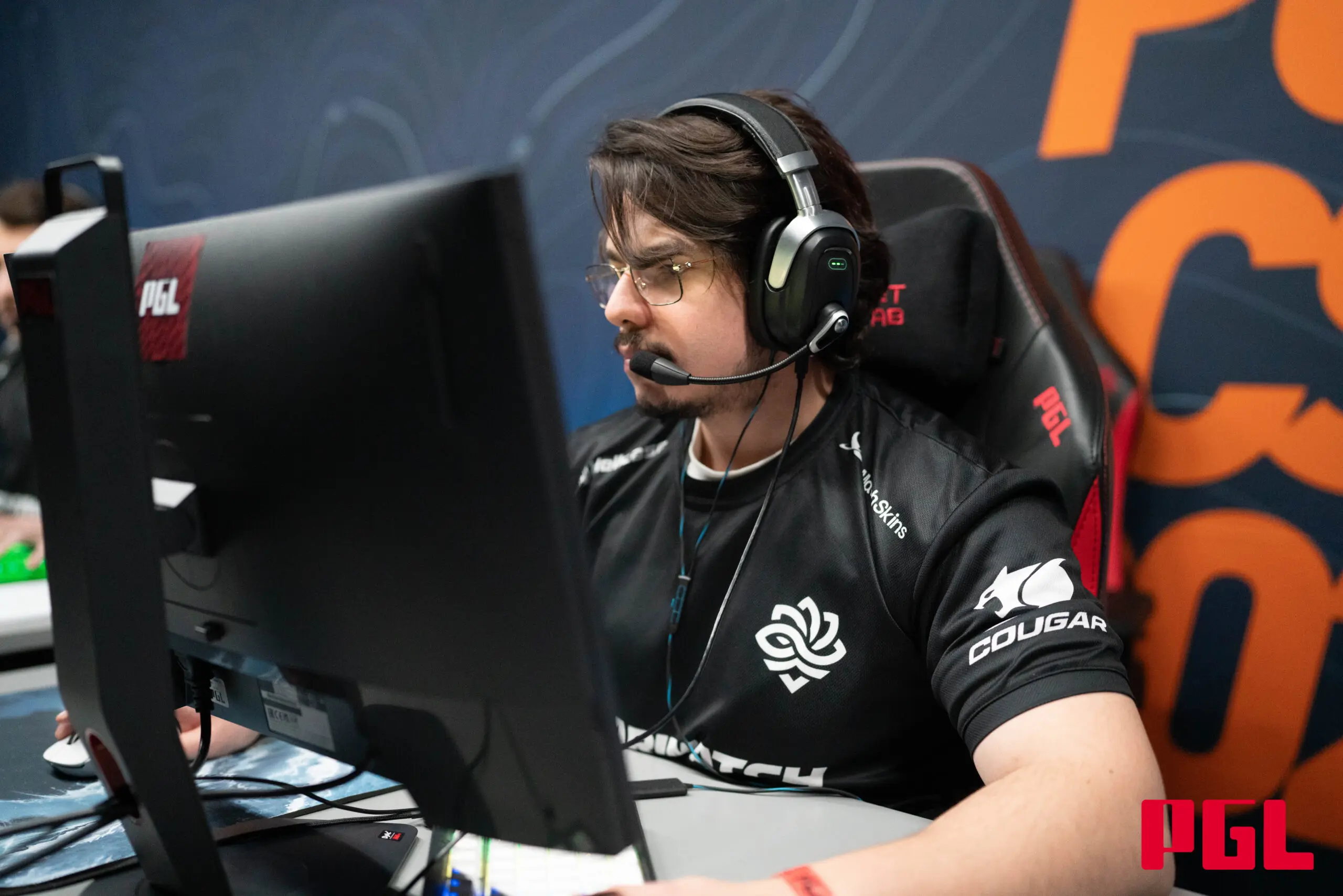 CS2: Legacy aproveita boa fase na PGL Masters Bucharest 1 Jogador profissional de CS2 da Legacy