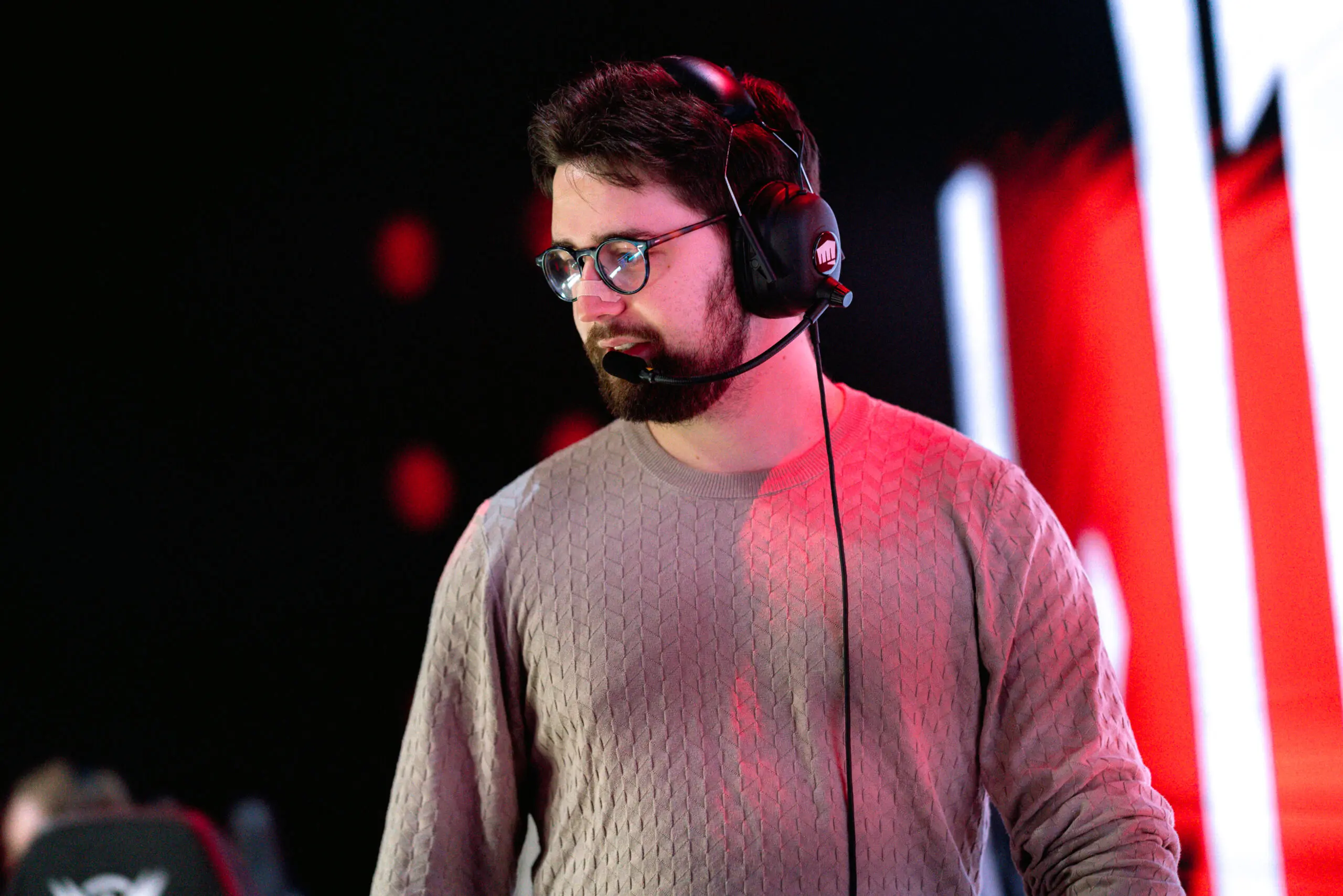 LoL: Vivo Keyd Stars renova contrato com mentor; Confira
