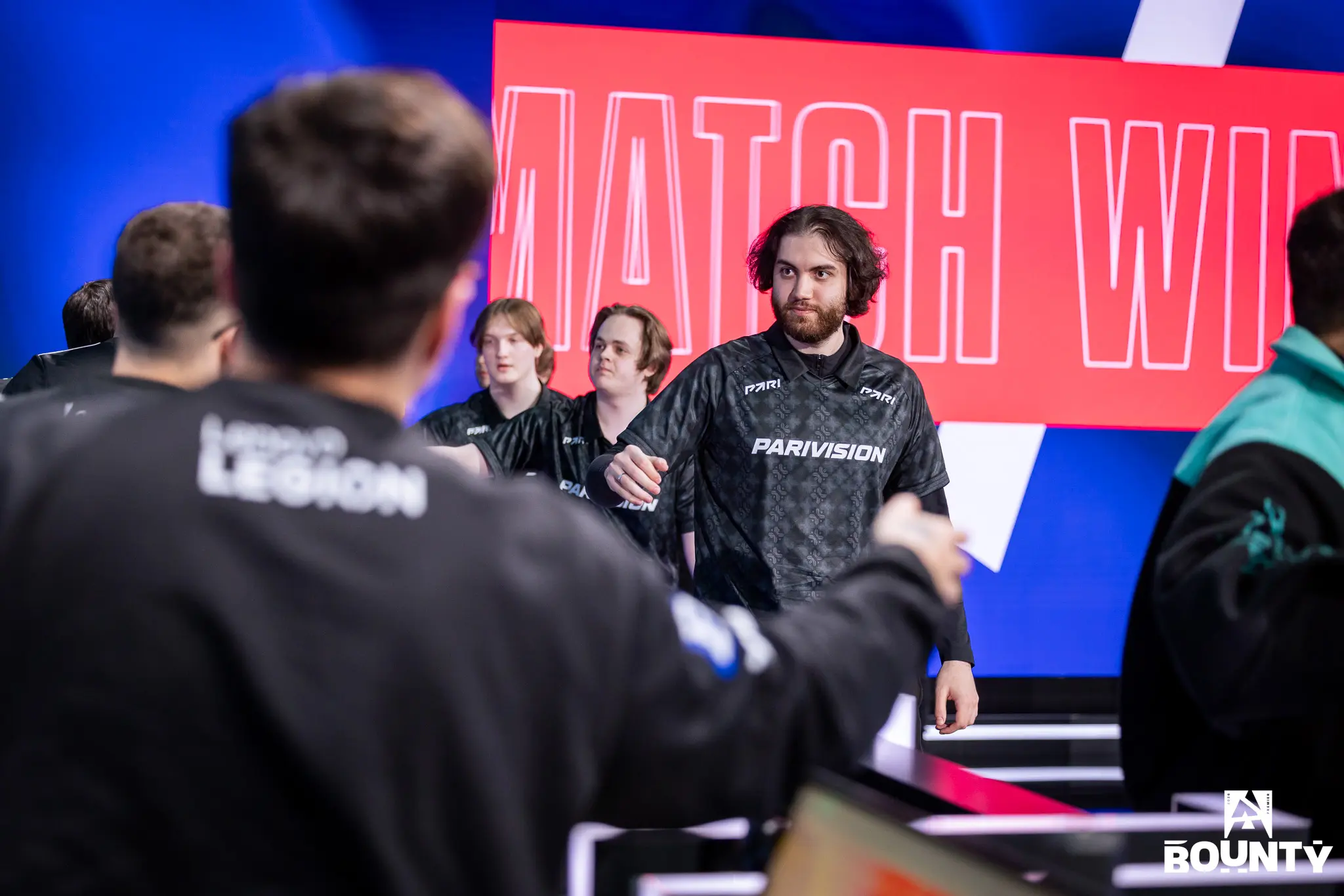 CS2: PARIVISION faz história na BLAST Bounty 2026