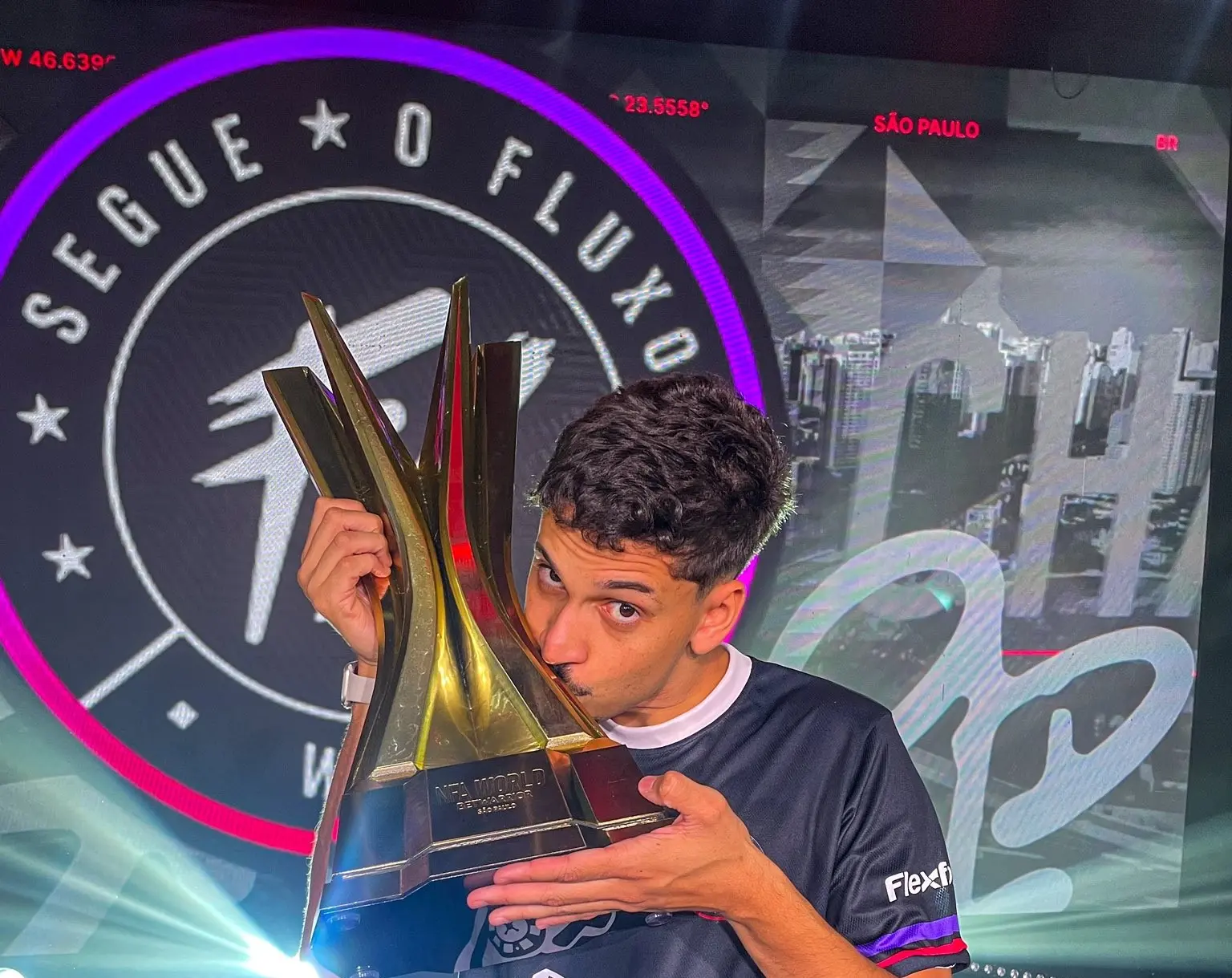 Free Fire: Técnico do Fluxo W7M revela estratégia para título mundial