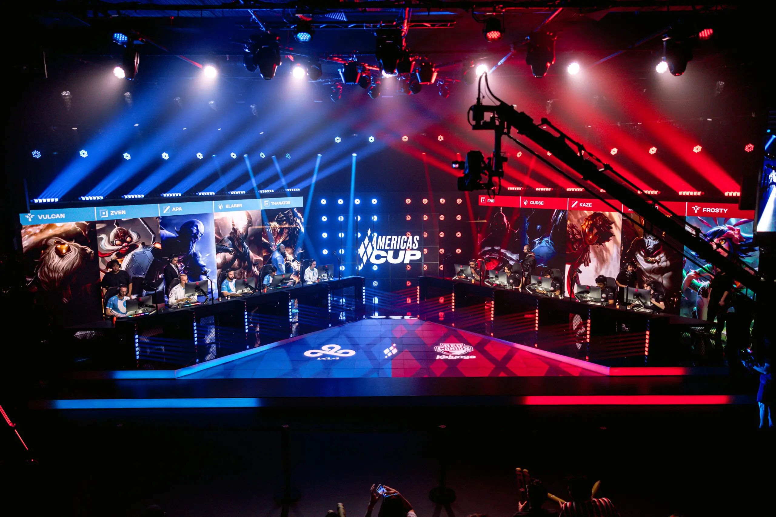 Segundo dia de Americas Cup, campeonato de League of Legends (LoL), confronto entre Cloud9 e RED Canids Kalunga.