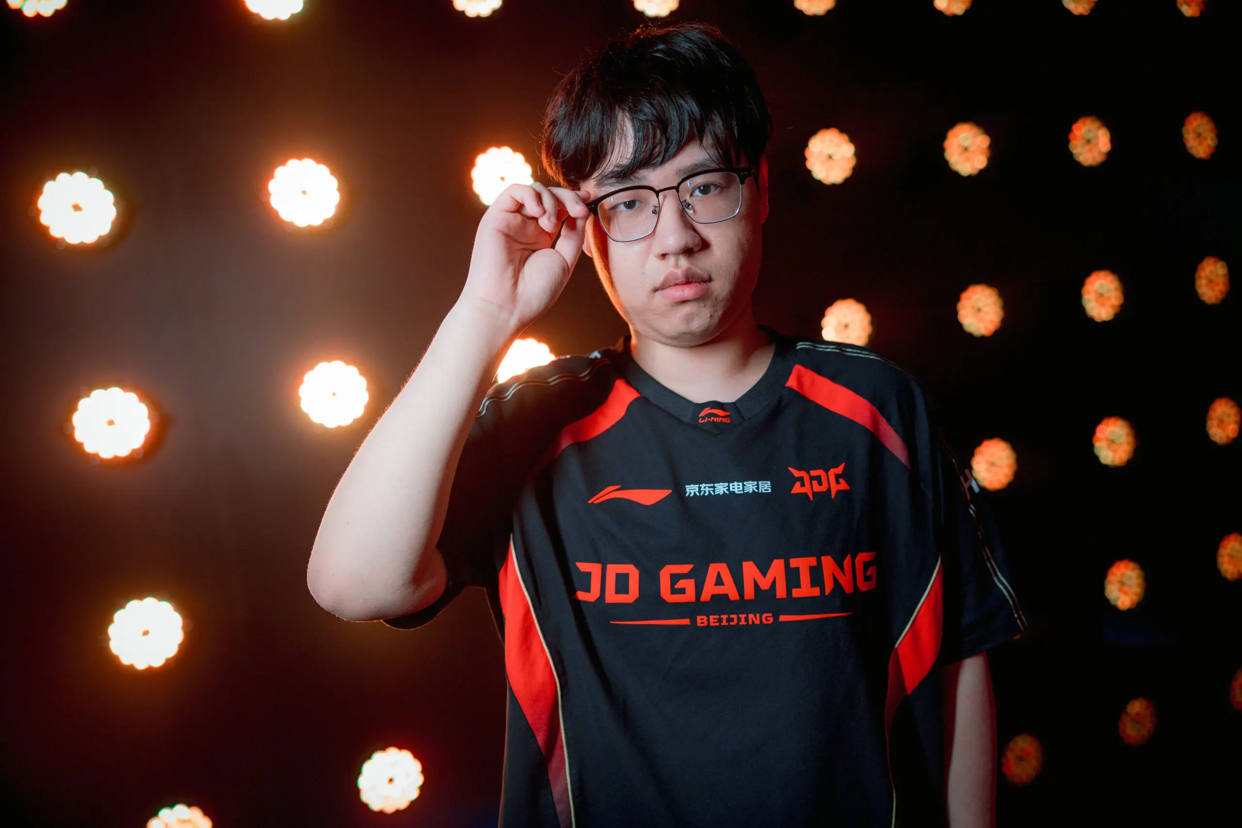 Xu "Xiaoxu" Xingzu, jogador profissional de League of Legends (LoL) da JD Gaming. First Stand 2026.