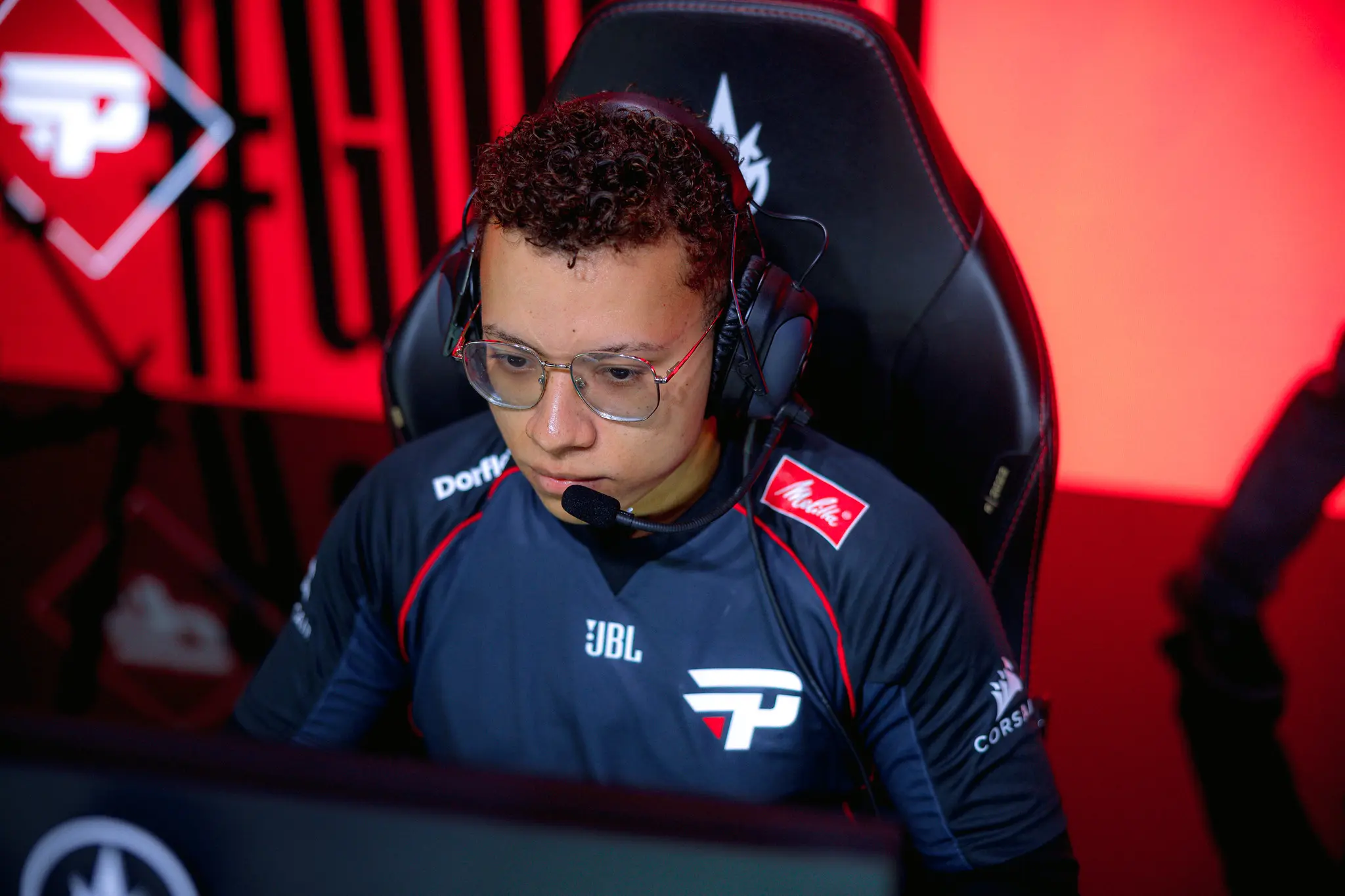 “Não vou pedir desculpas agora”: Samkz após derrota em estreia pelo CBLOL