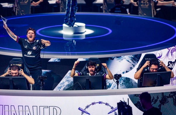 Fluxo W7M é a nova adição ao programa de parceiros da EWC 1 Elenco de Rainbow Six Siege (R6) do Fluxo W7M.