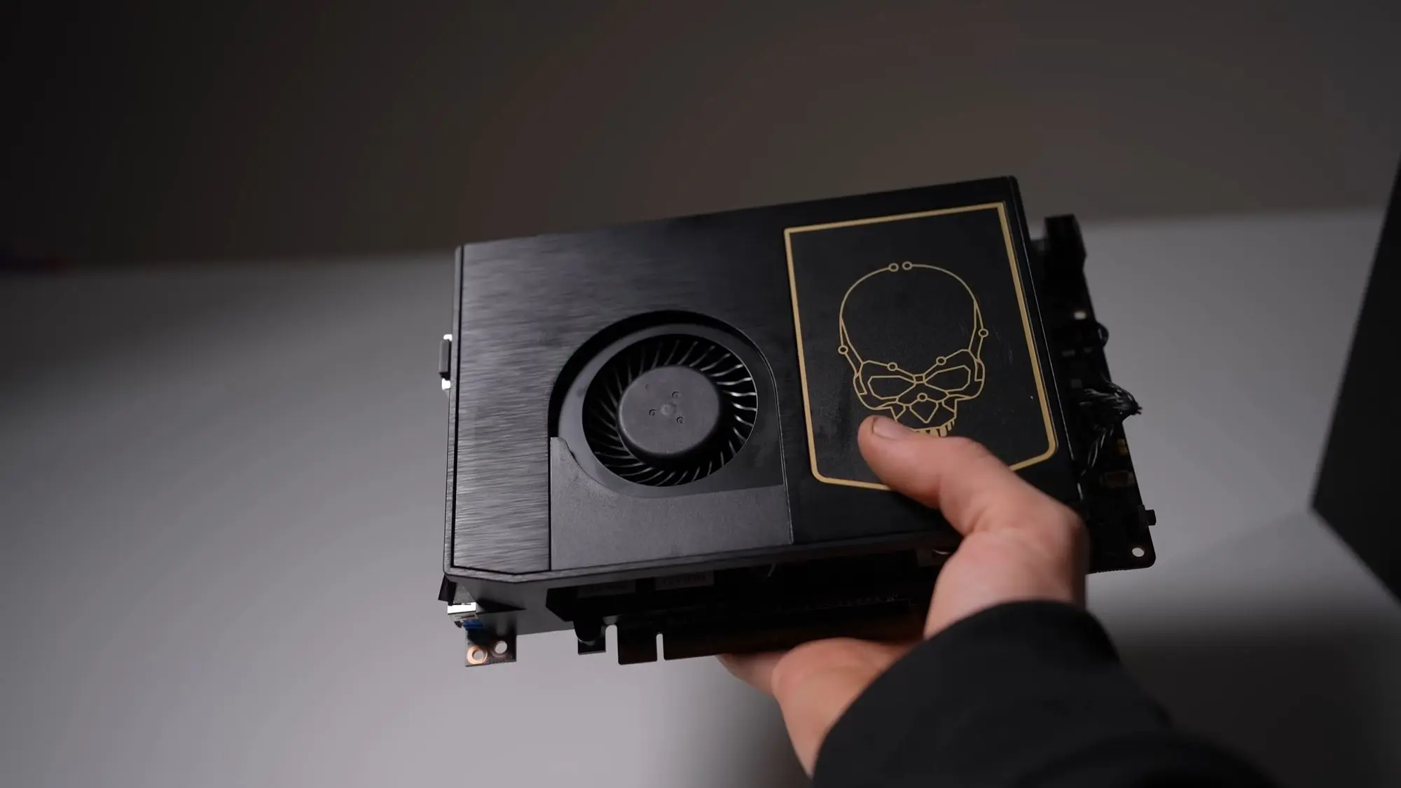 Conheça o projeto que coloca RTX 5060 dentro de um console 1 Xbox