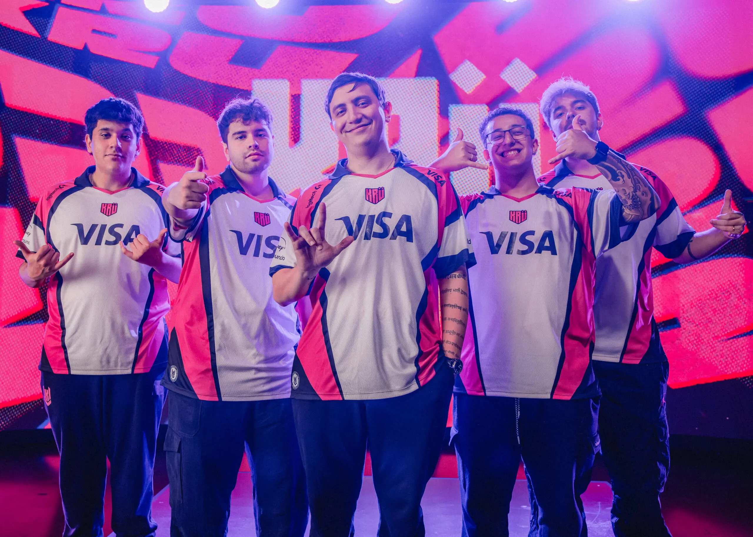 KRÜ Esports sofre derrota e cai para a lower dos playoffs do VCT