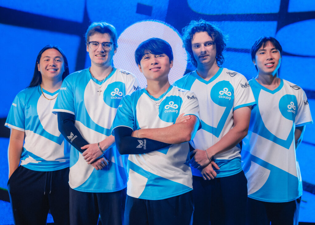 Elenco de VALORANT da Cloud9 no VCT 2026: Americas Stage 1.