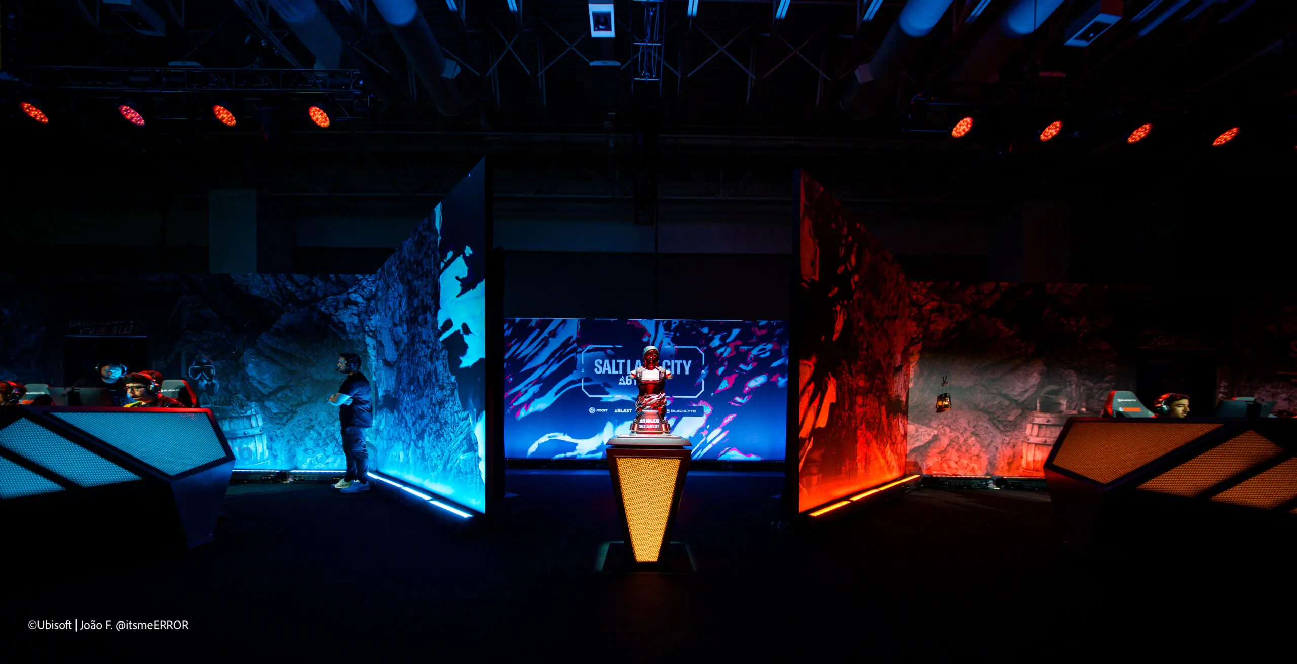 R6: FaZe Clan tem queda dura e inesperada no Major