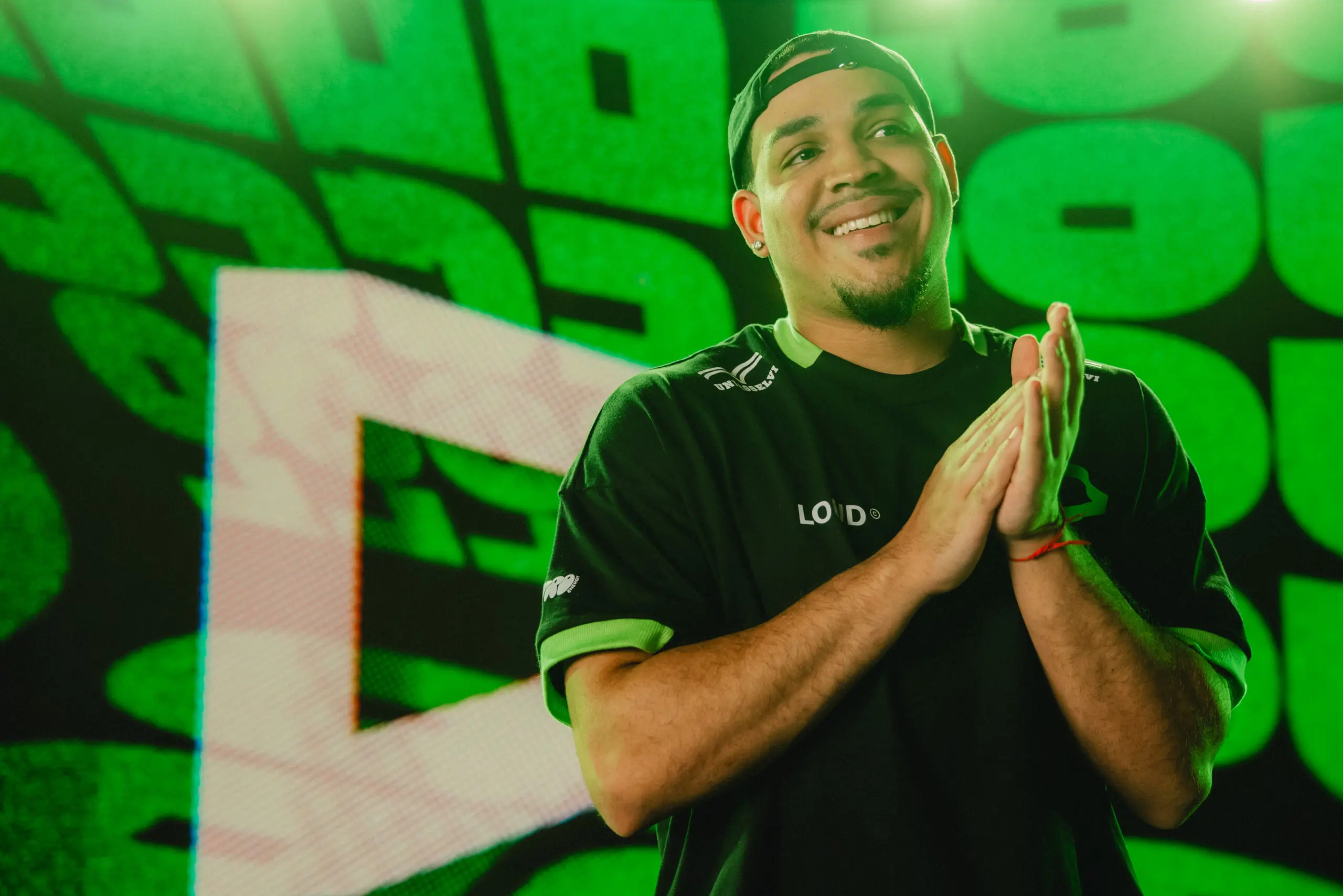 Leandro "Virtyy" Moreno, jogador profissional de VALORANT vestindo a camisa da LOUD para o VCT 2026: Americas Stage 1.