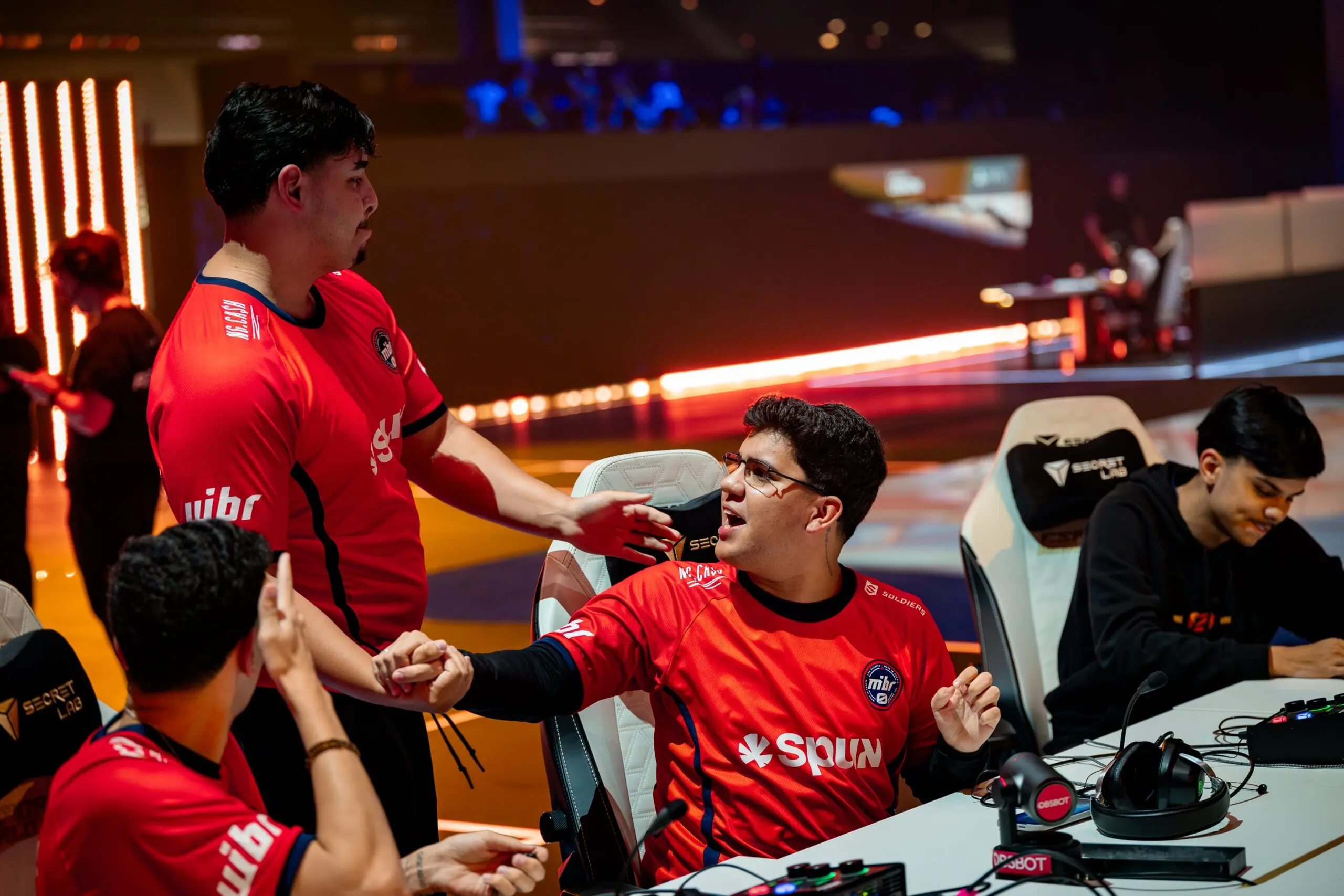 EWC 2026 Free Fire: Times brasileiros dão show no dia 2