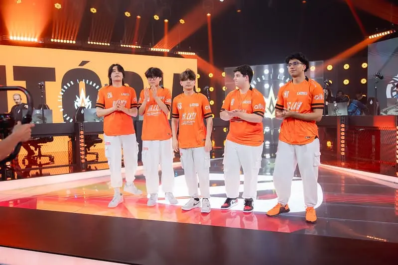 LoL: Como ficou a tabela do CBLOL após a Super Semana? 1 Elenco de League of Legends (LoL) do Fluxo W7M no CBLOL 2026 Split 2.