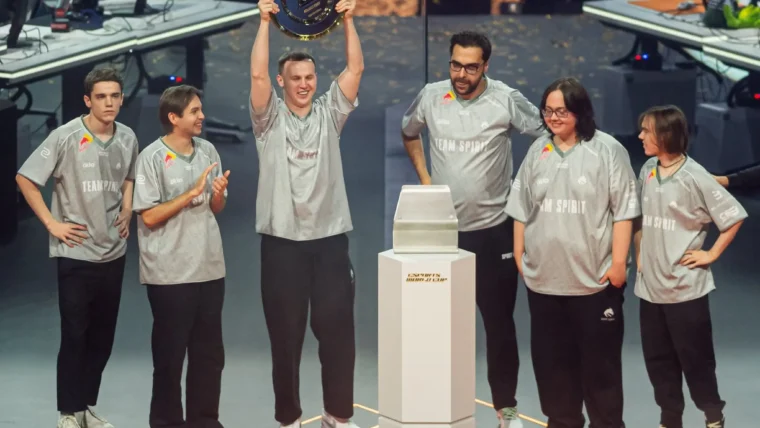 Elenco de Counter-Strike 2 (CS2) da Team Spirit na Esports World Cup 2026 (EWC).