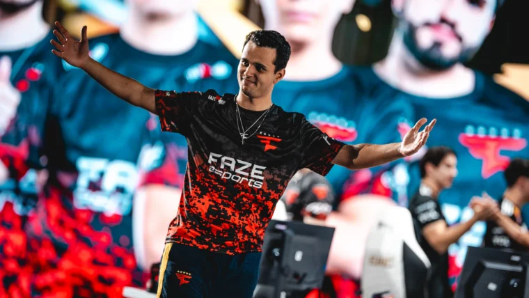 EWC R6: FaZe Clan zera o competitivo; entenda