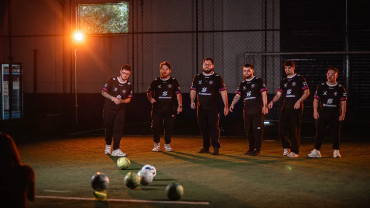 Elenco de Rainbow Six Siege (R6) do Fluxo W7M.