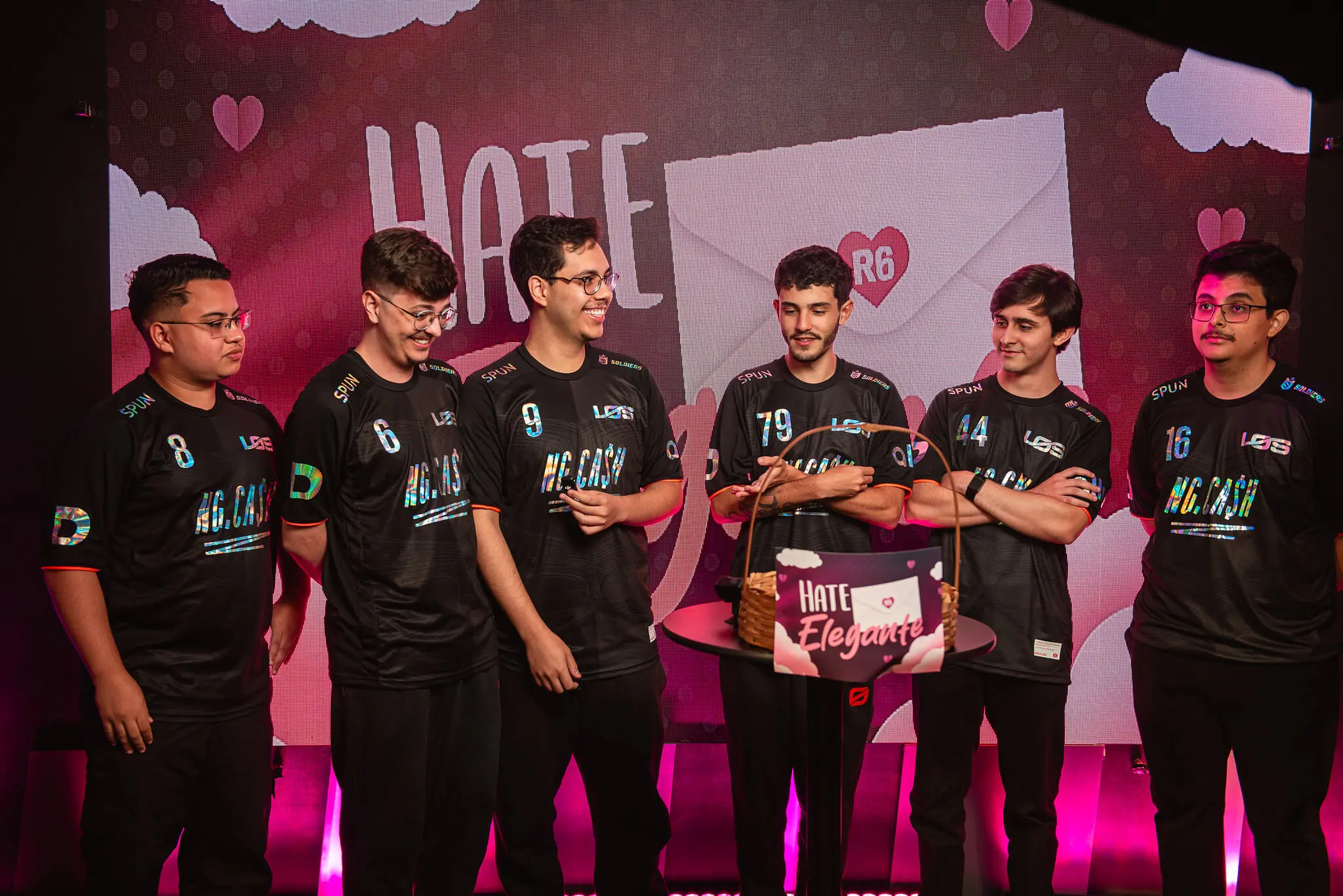 R6: MIBR.LOS dá adeus a EWC precocemente 1 R6: MIBR.LOS dá adeus a EWC precocemente