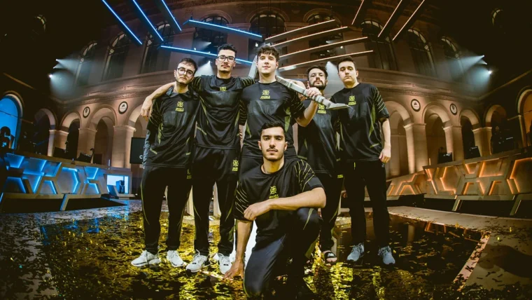 R6: NIP anuncia saída do competitivo após oito anos