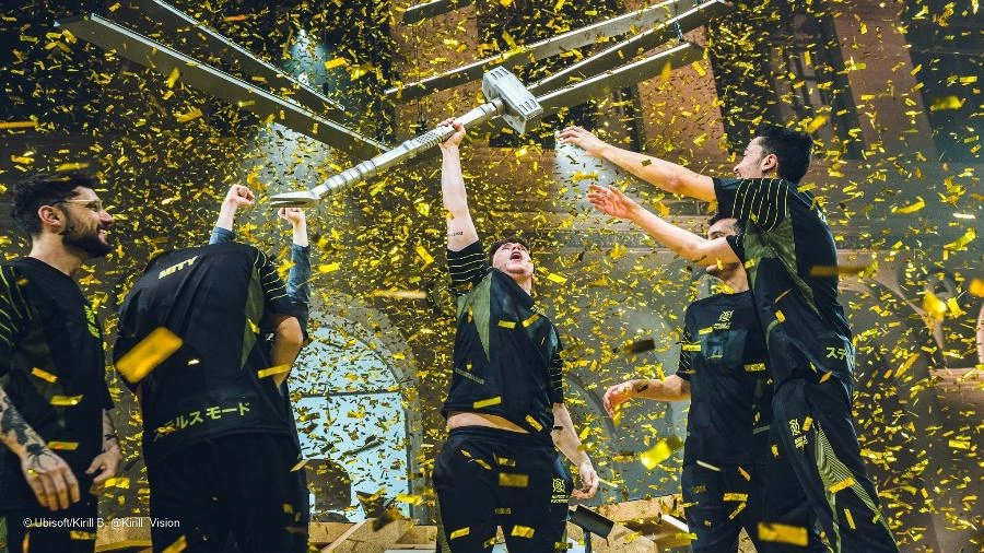 R6: Core ex-NIP fecha elenco com campeão mundial; confira