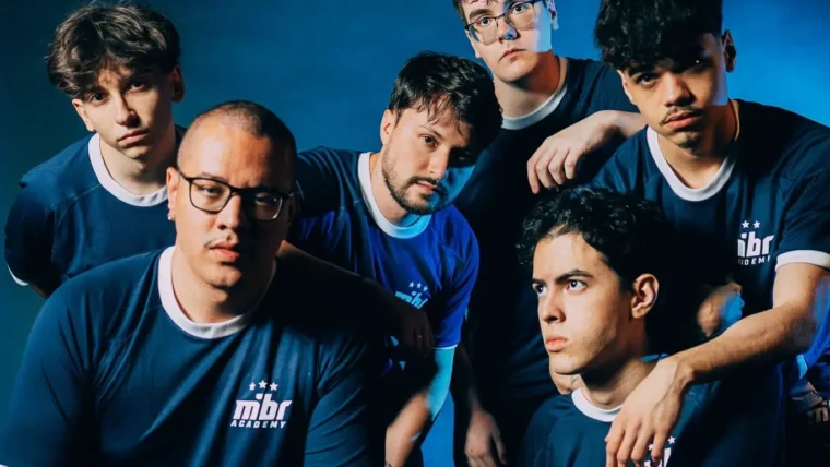 Elenco de VALORANT do MIBR Academy.