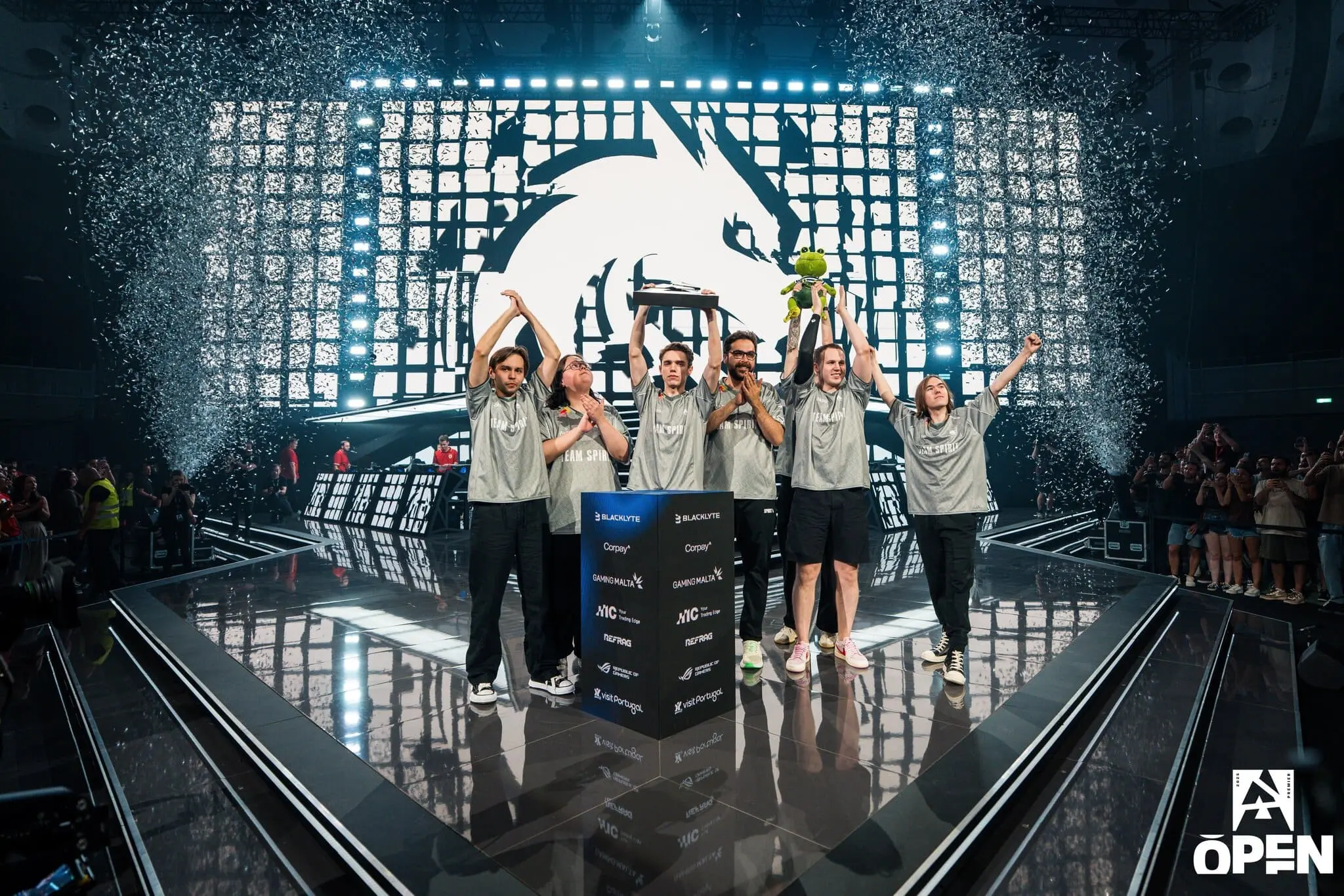 Elenco de Counter-Strike 2 (CS2) da Team Spirit] no BLAST Open Porto 2026.