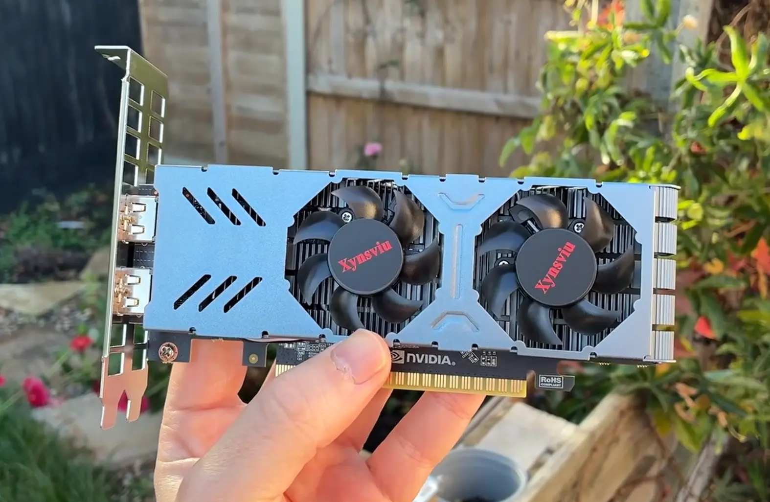 GeForce GTX 750 Ti ganha versão com 8 GB de VRAM 1 GeForce GTX 750 Ti ganha versão com 8 GB de VRAM